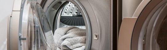 CareynPlus-Hulp in en buiten het huis-Wassen en stomen Edelweiss-header